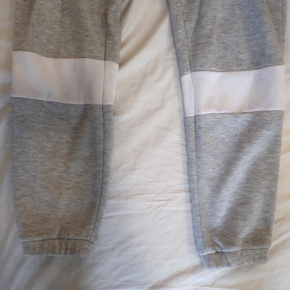 Zip Up Hoodie & Sweatpant Set - Picture 3 of 10